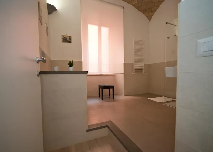 La Finestra Sul Colosseo לינה וארוחת בוקר רומא
